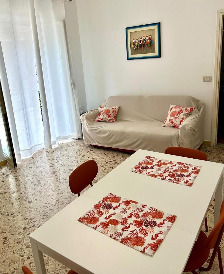 Casa Repasi Apartamento Sferracavallo Exterior foto